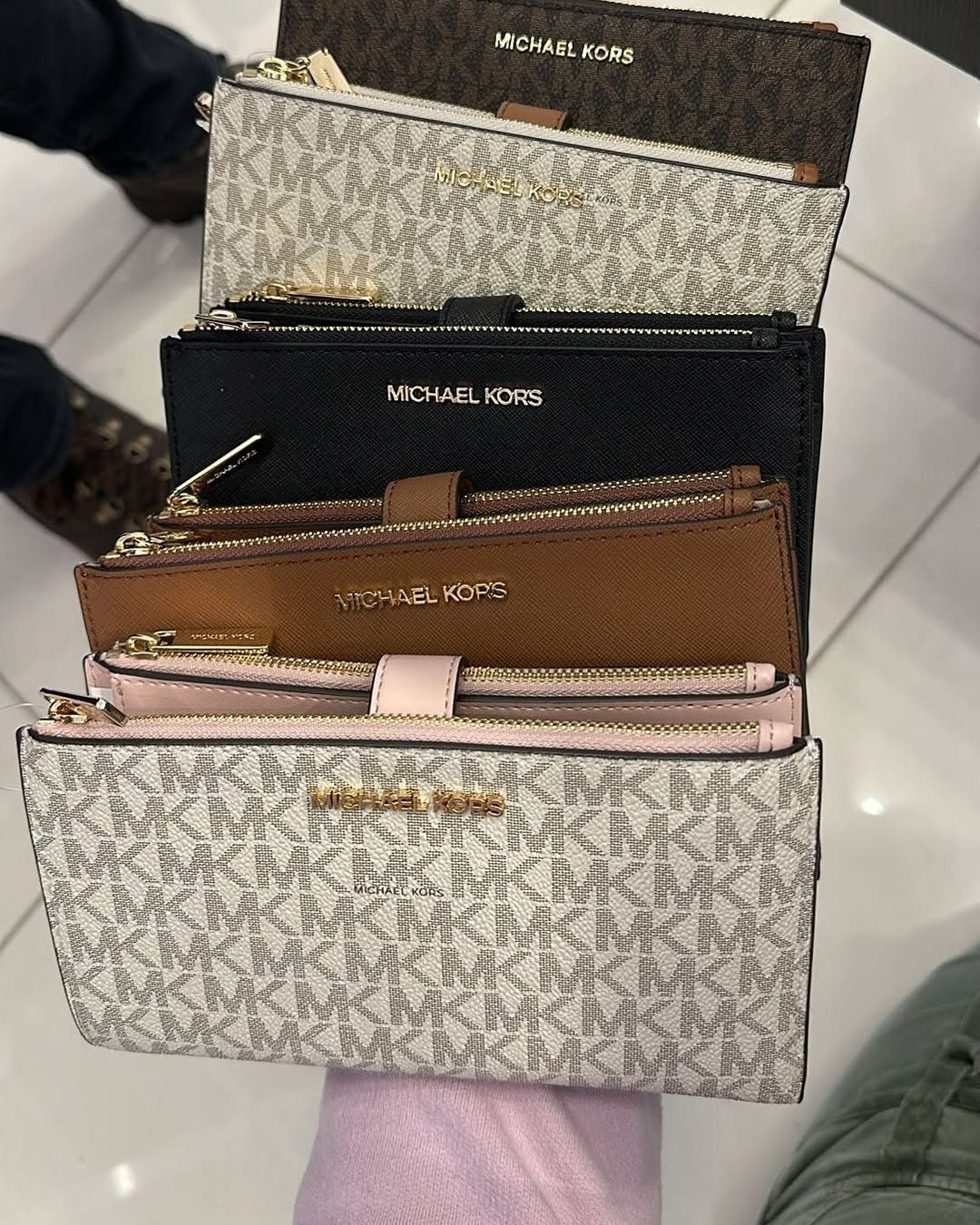 Michael Kors Wallet - Clutches Black