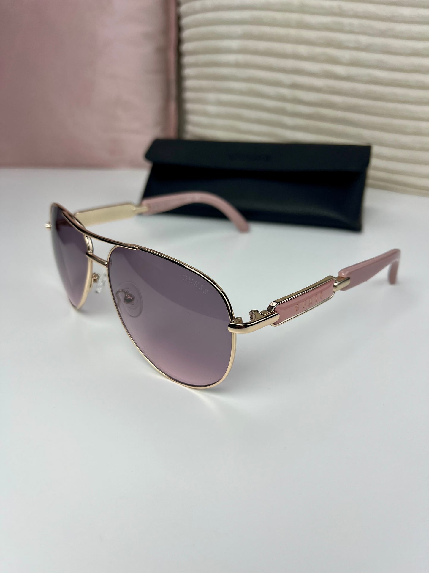 Guess Classic Aviator Sunglasses Pink