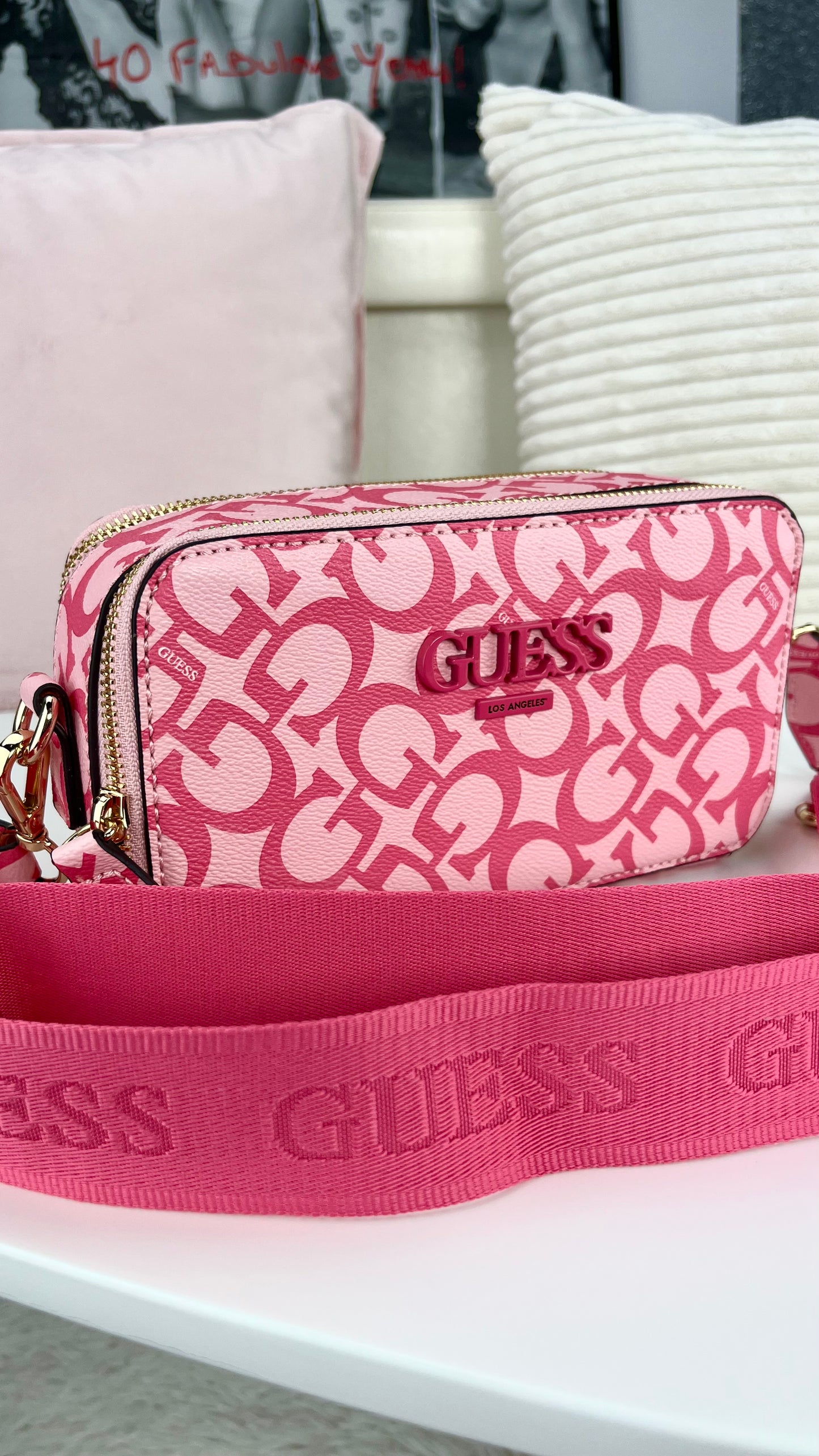 Guess Crossbody Doble ZIP Rosa