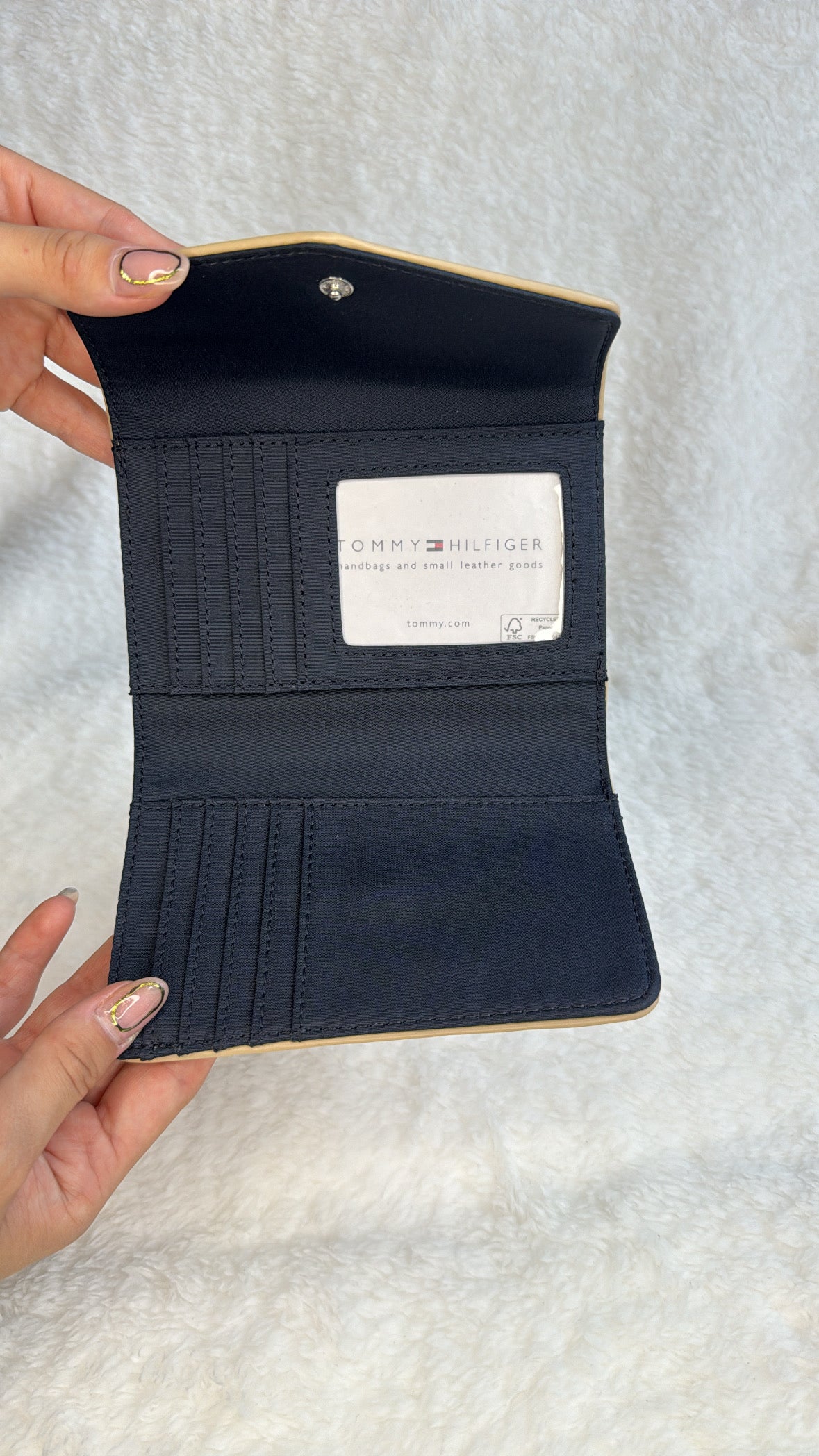 Tommy Hilfiger Billetera Blanca