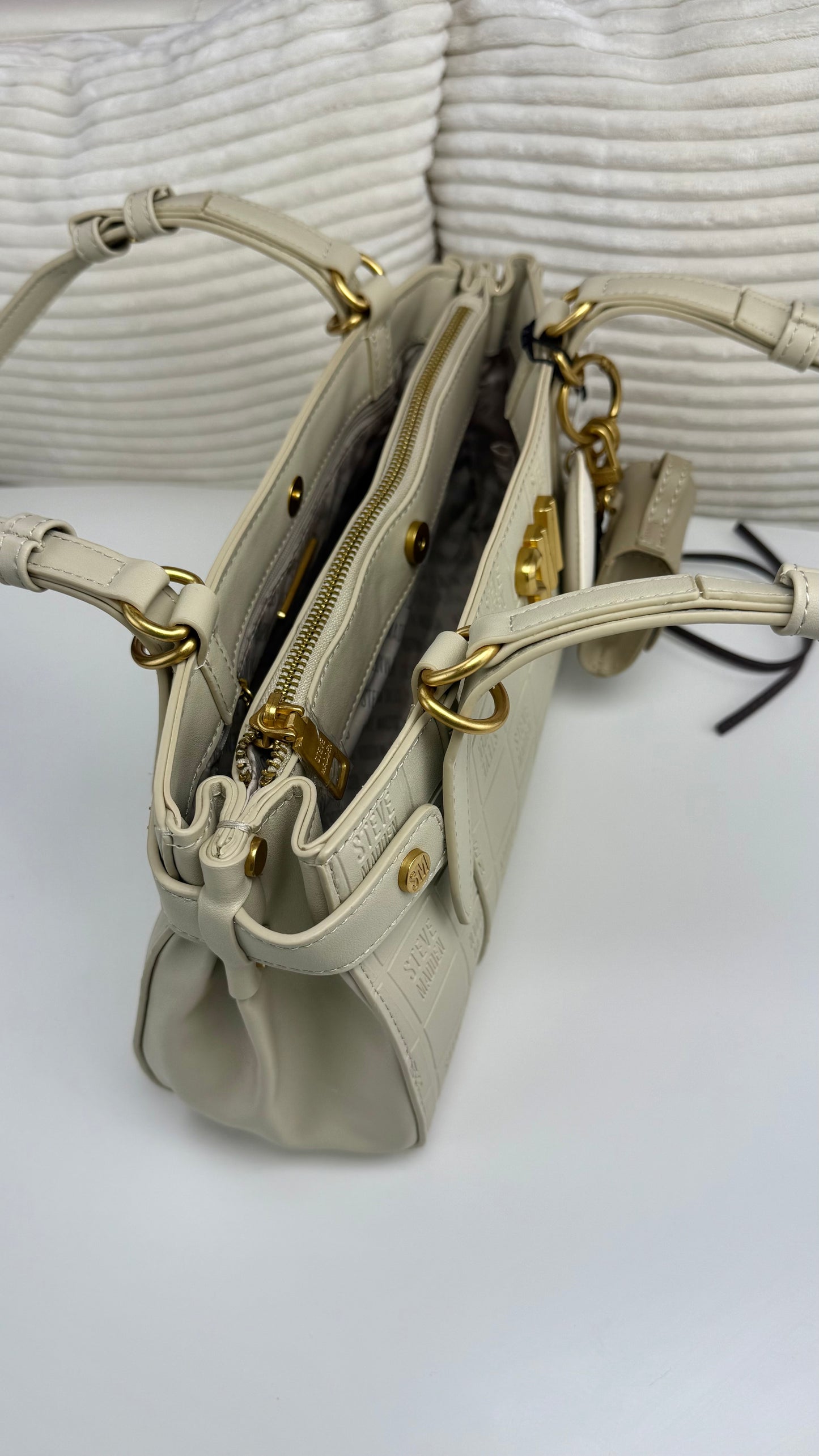 Steve Madden Shoulder BAG Black Heart