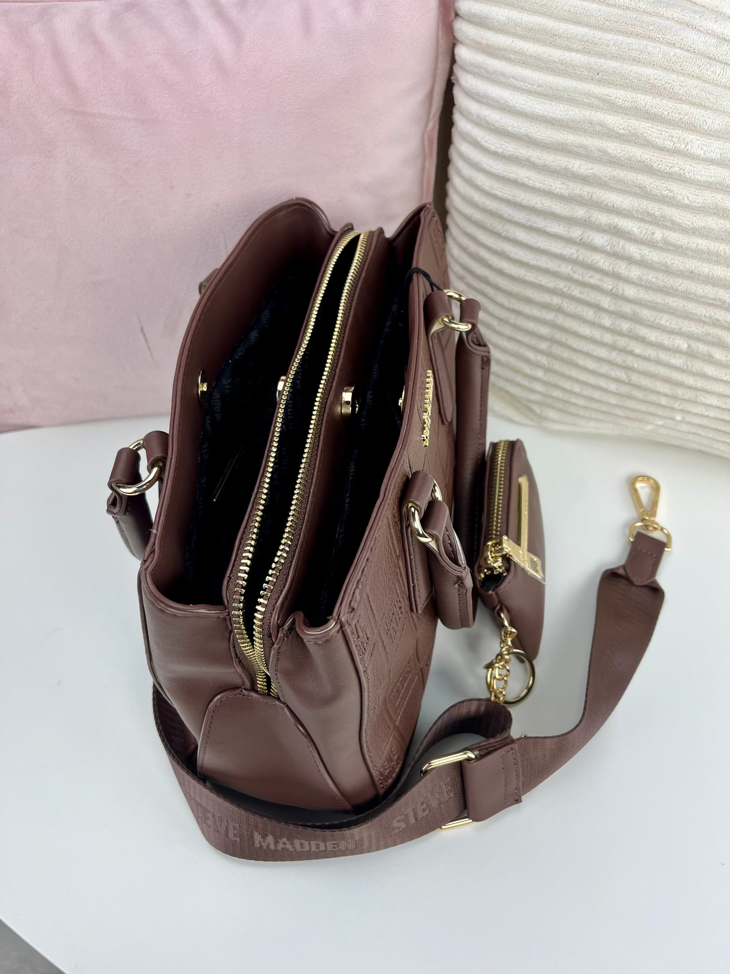 Steve Madden Satchel - Crossbody Café