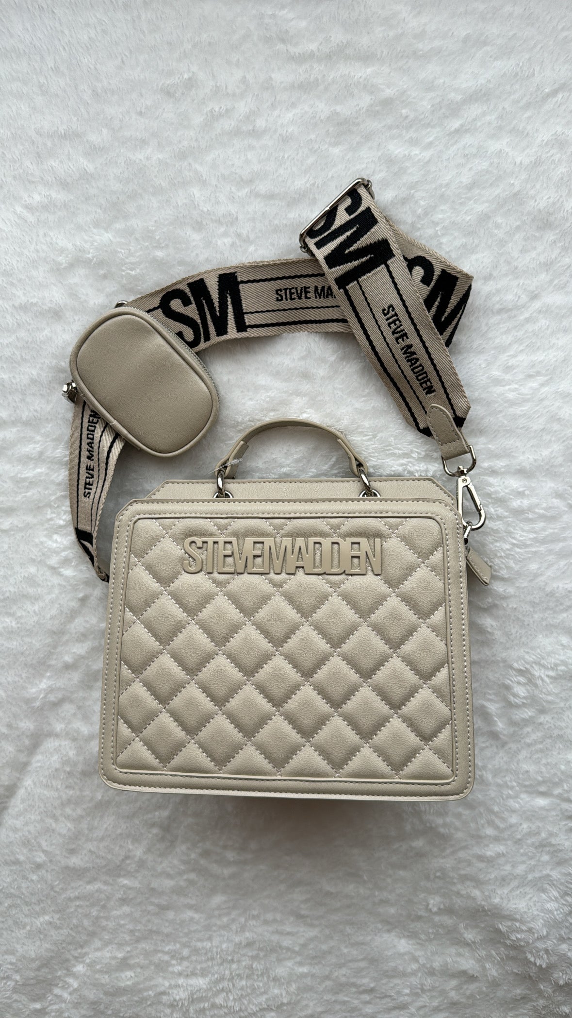 Steve Madden Crossbody Beige relieve