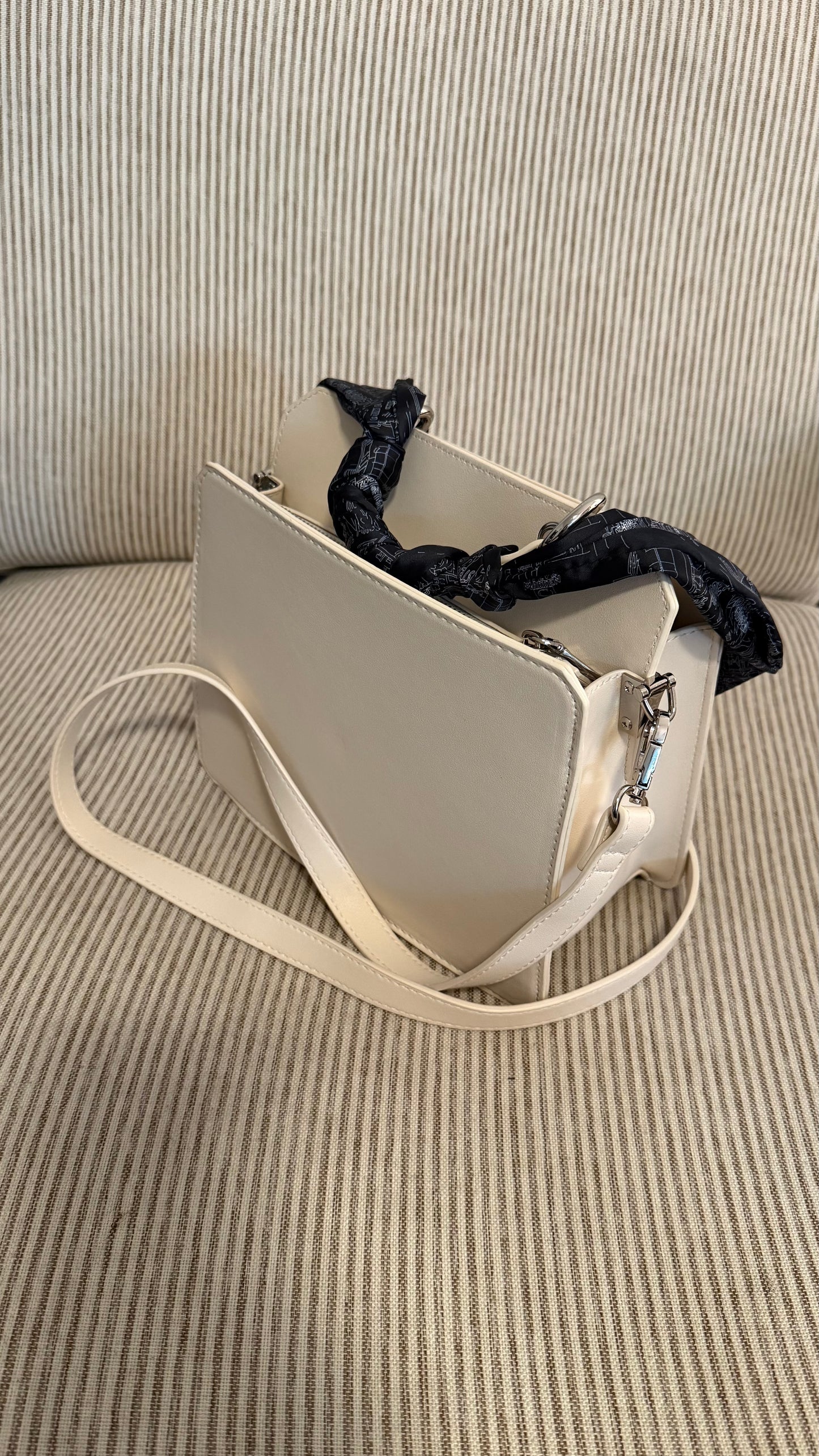 Steve Madden Crossbody Cream Beverly