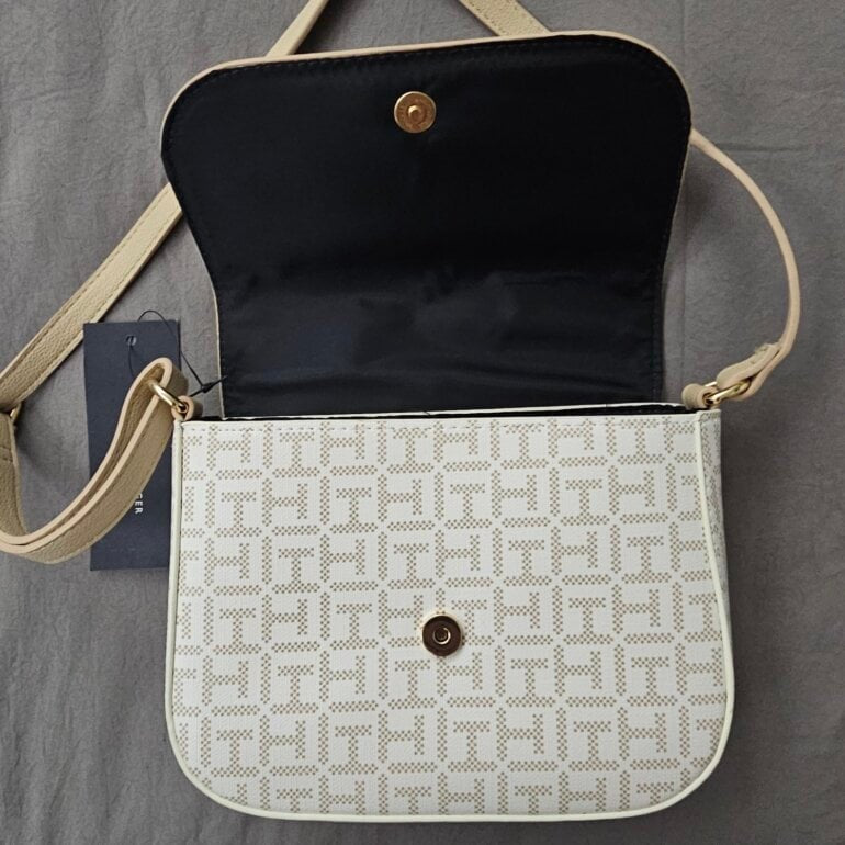 Tommy Hilfiger Crossbody Beige