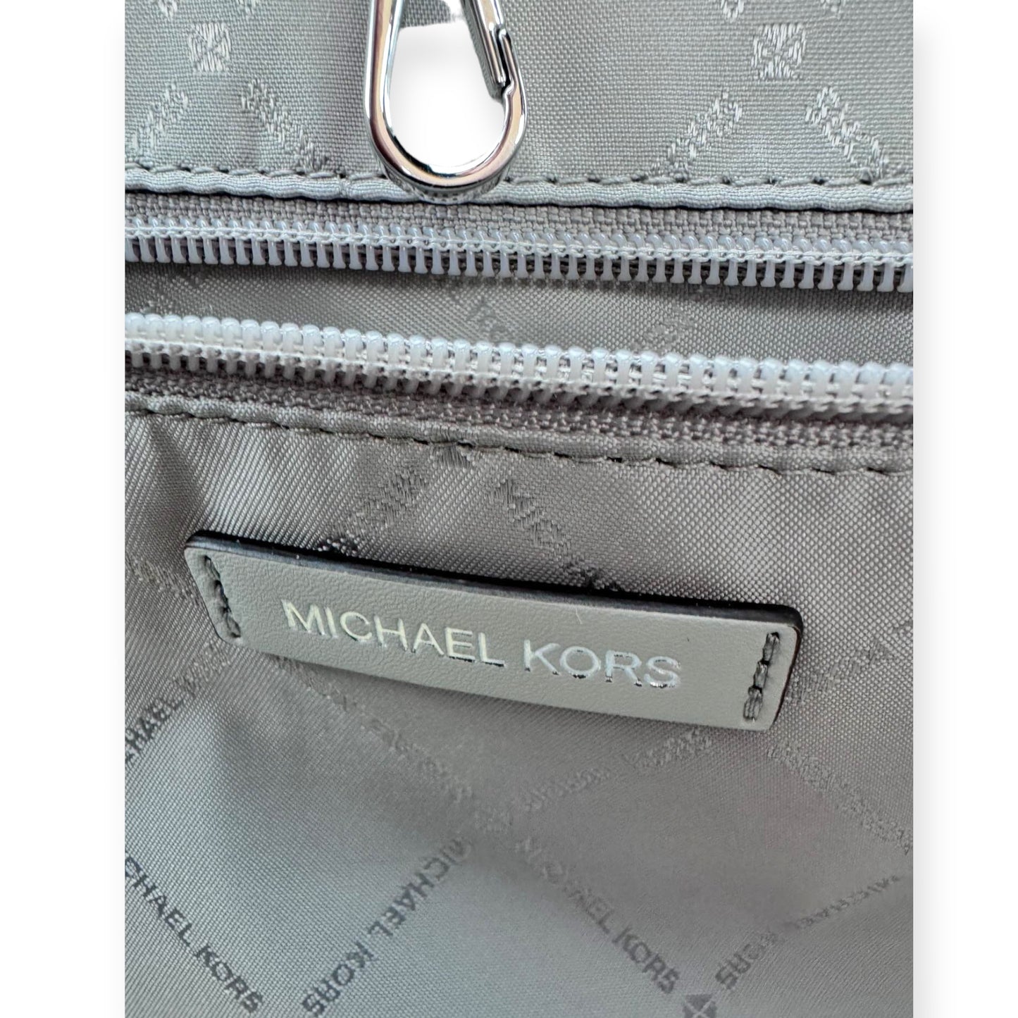 Michael Kors Tote Plateado