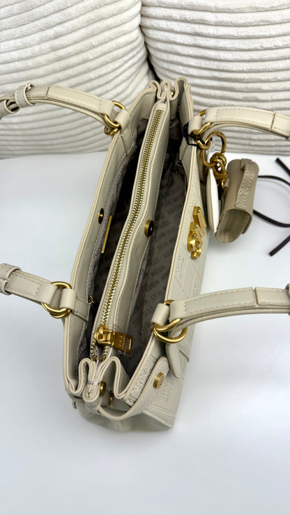 Steve Madden Shoulder BAG Black Heart