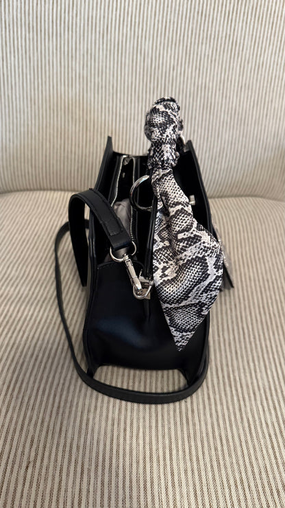 Steve Madden Crossbody Black Beverly