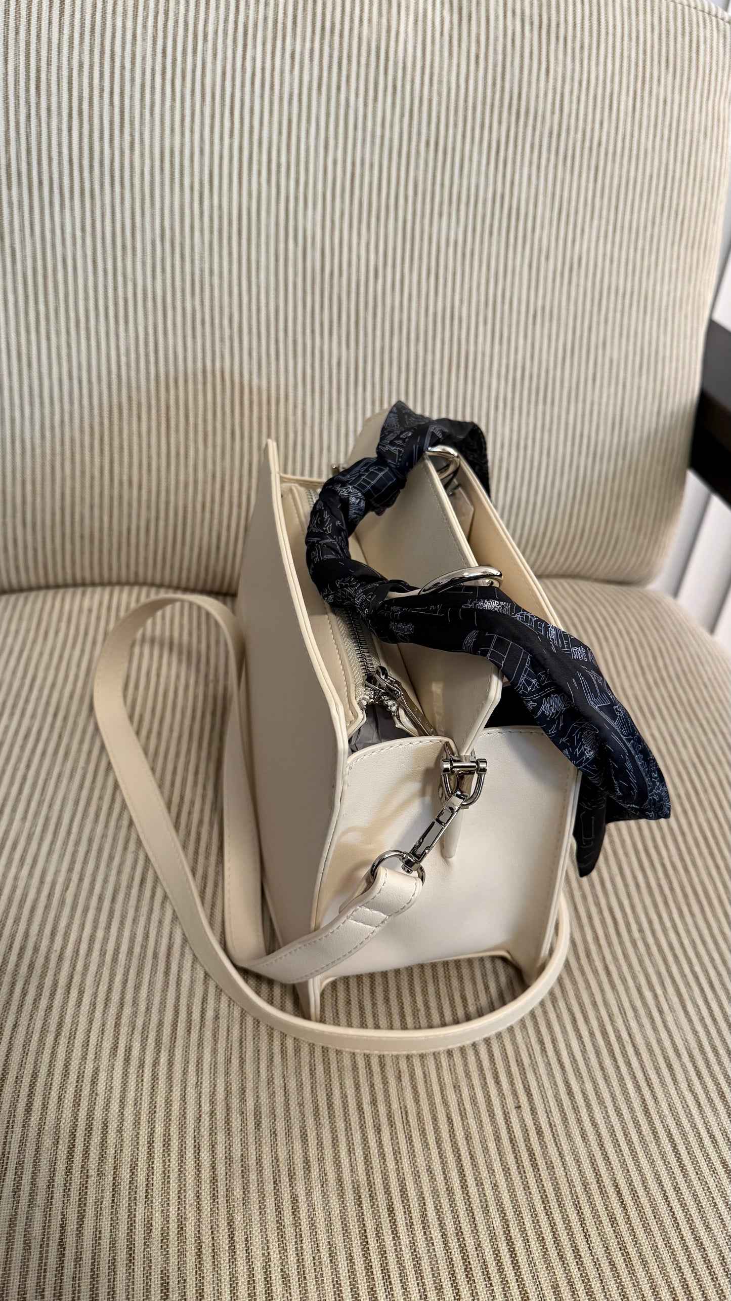 Steve Madden Crossbody Cream Beverly