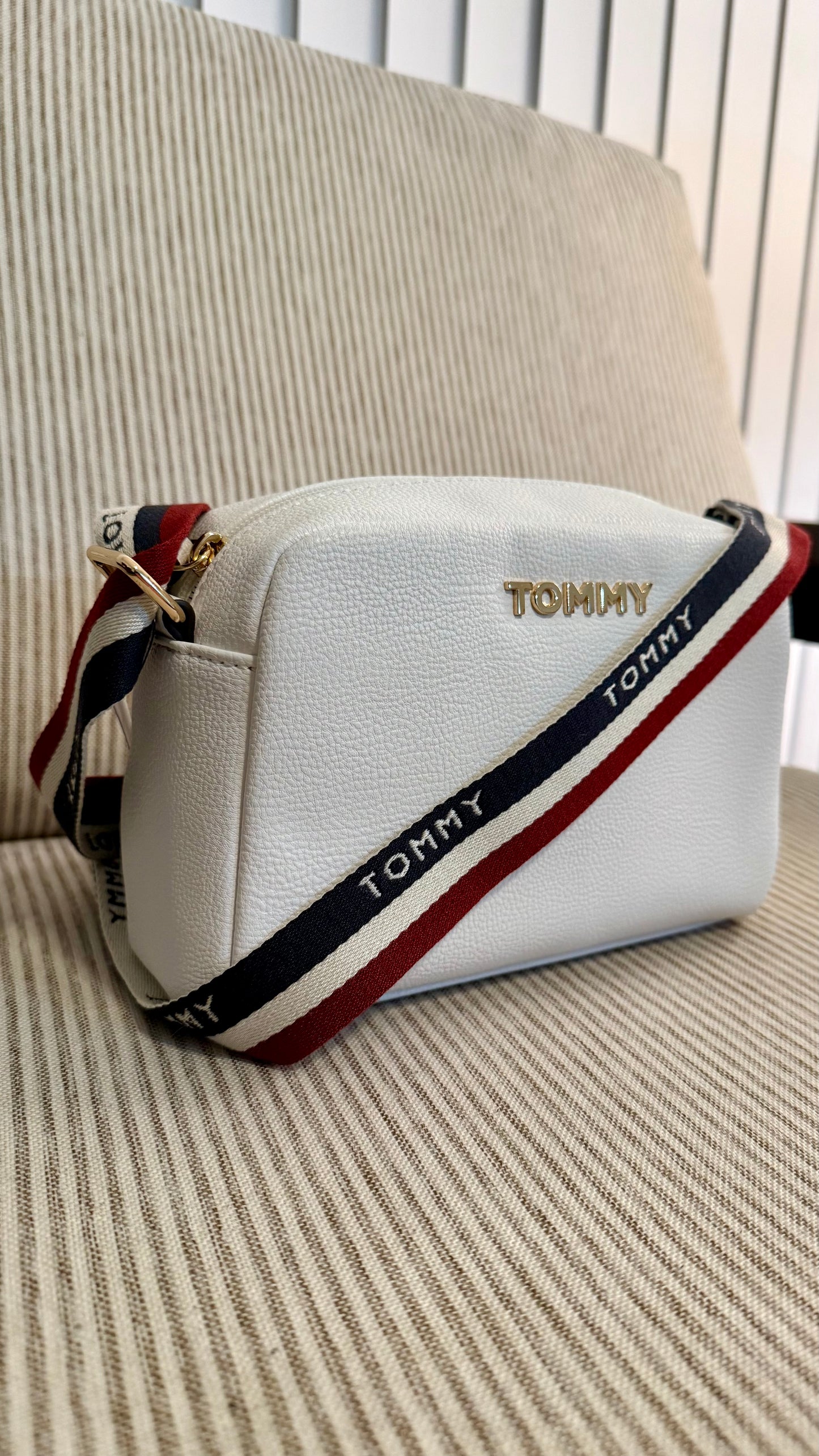 Tommy Hilfiger Crossbody White Lines