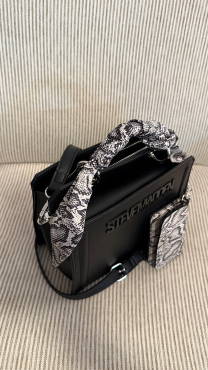 Steve Madden Crossbody Black Beverly