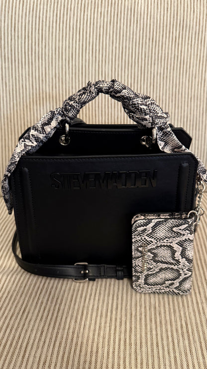 Steve Madden Crossbody Black Beverly