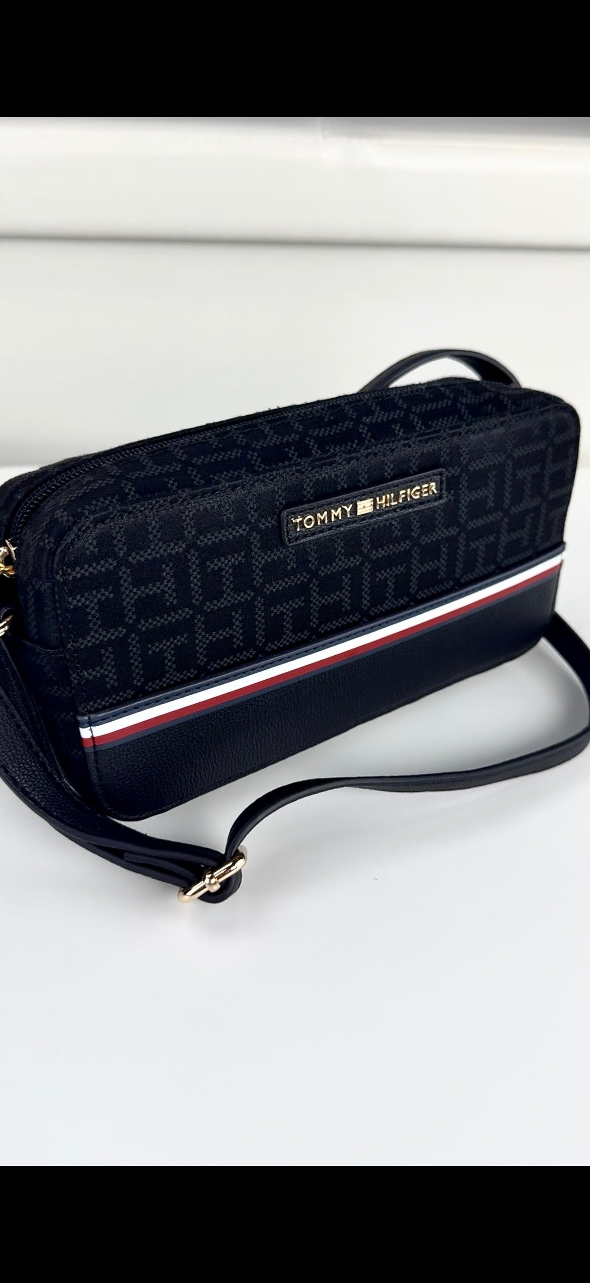 Tommy Hilfiger Crossbody Blue
