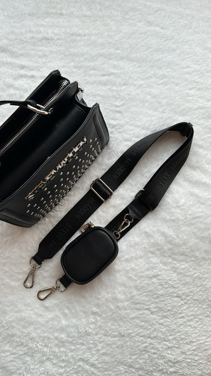 Steve Madden Crossbody Black Point