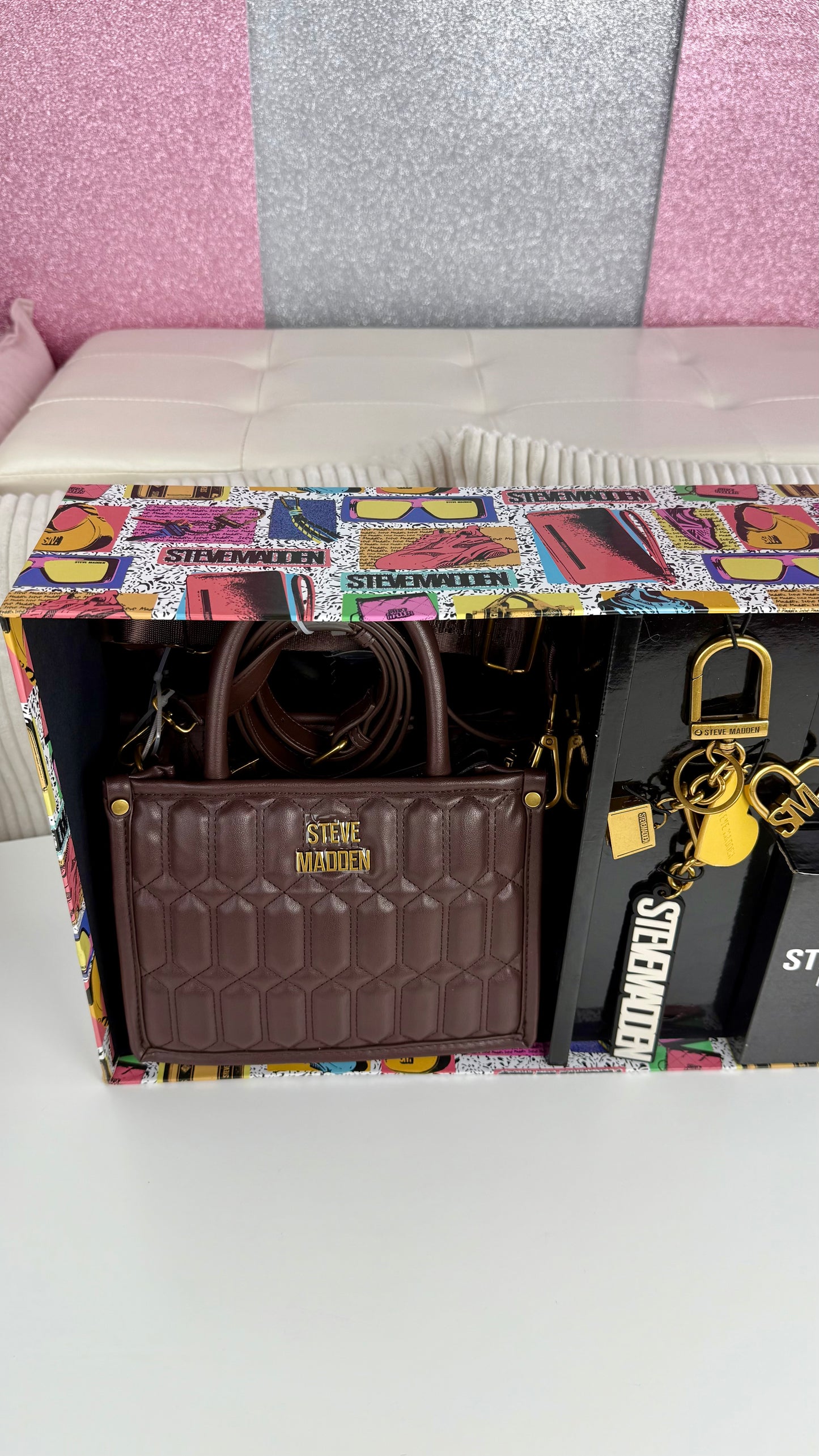 Steve Madden Crossbody GIFT Set Charms Brown