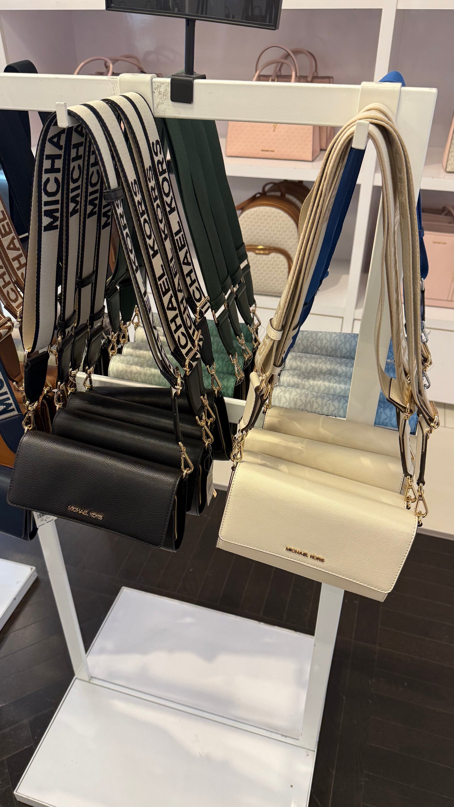 Michael Kors Messenger Crossbody & Wallet Black