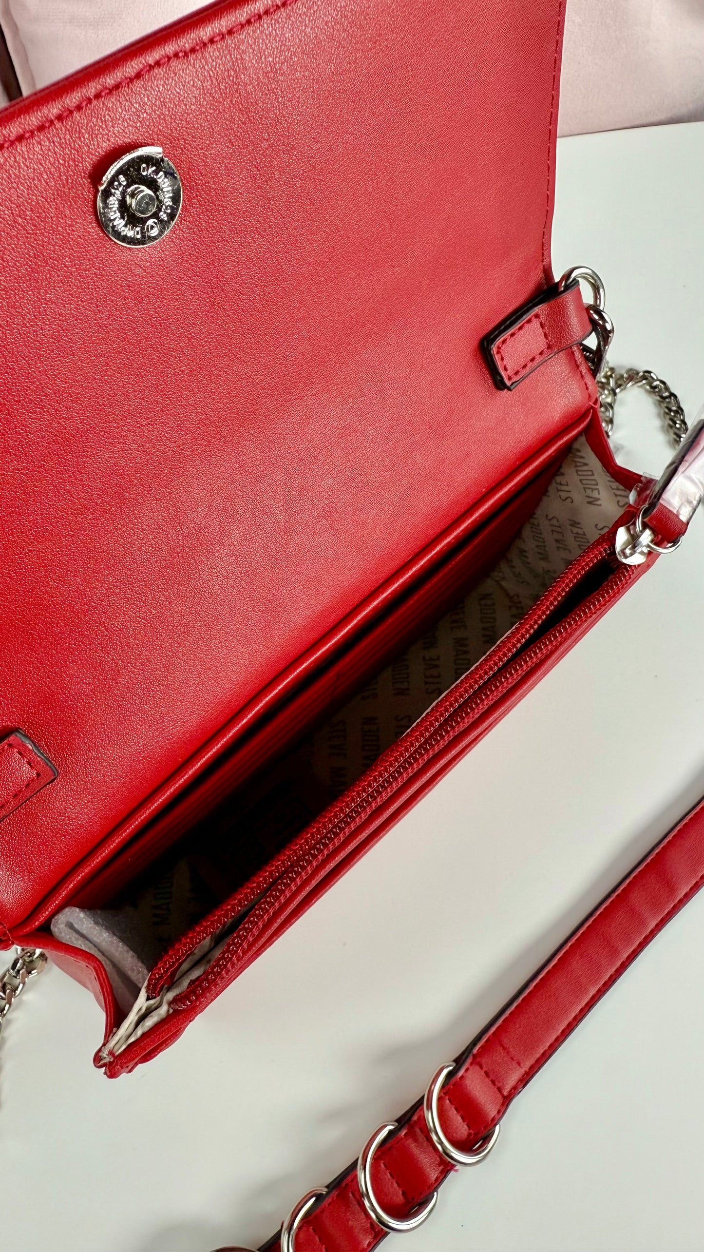 Steve Madden Crossbody - Phone Wallet Red
