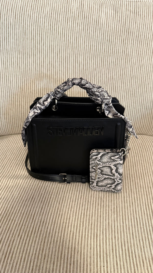 Steve Madden Crossbody Black Beverly