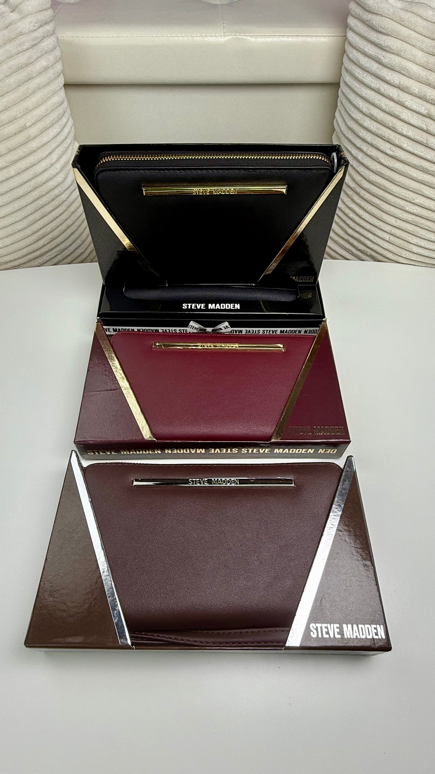 Steve Madden Wallet GIFT Wine