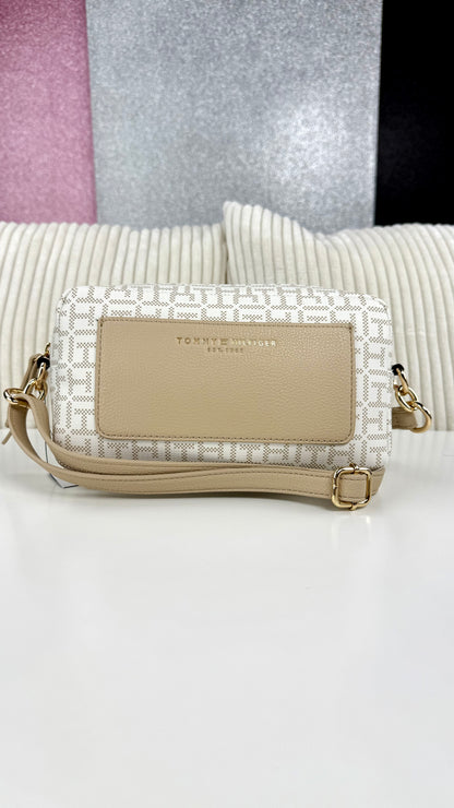 Tommy Hilfiger Crossbody Beige