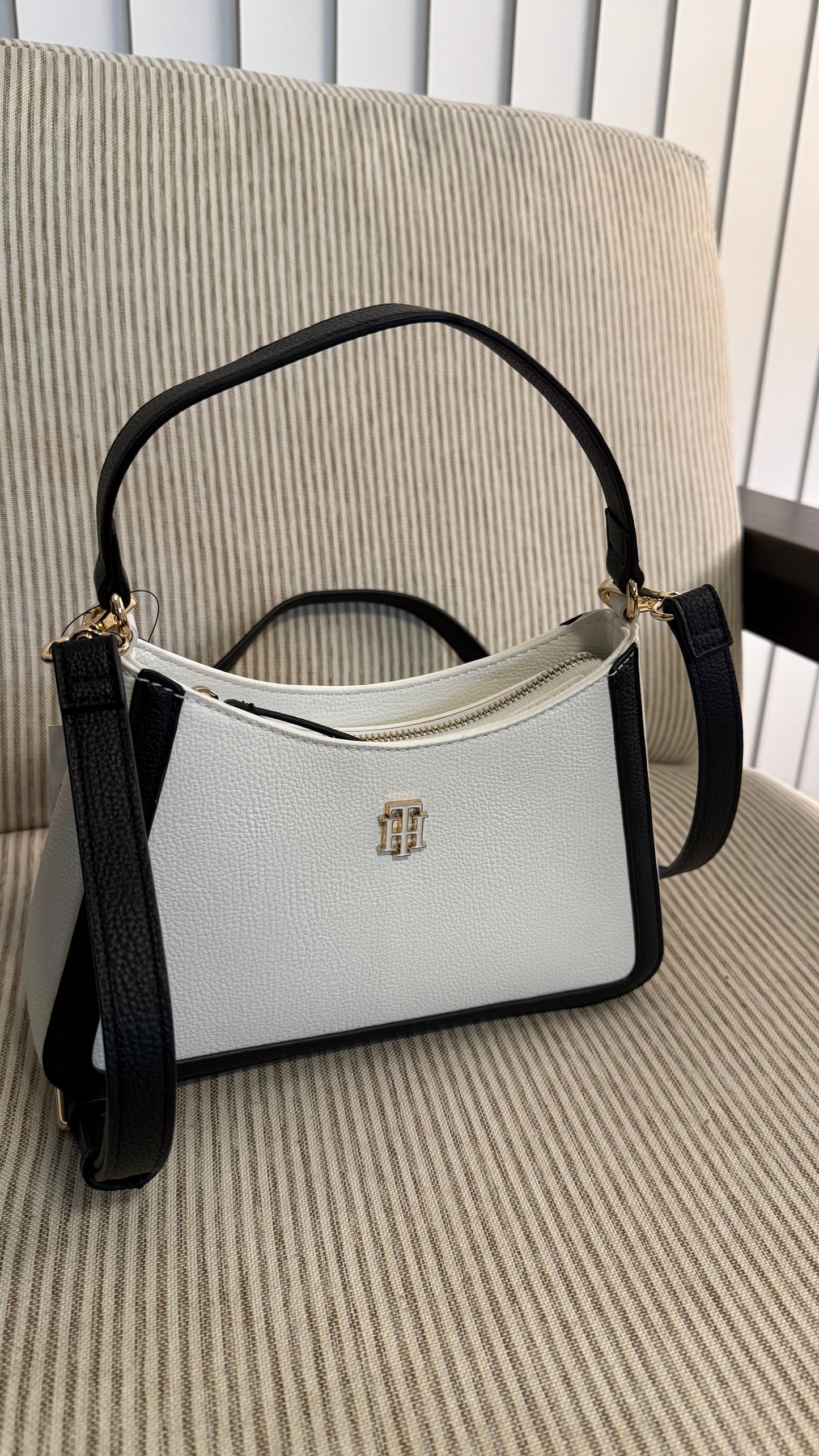 Tommy Hilfiger Crossbody & Shoulder White