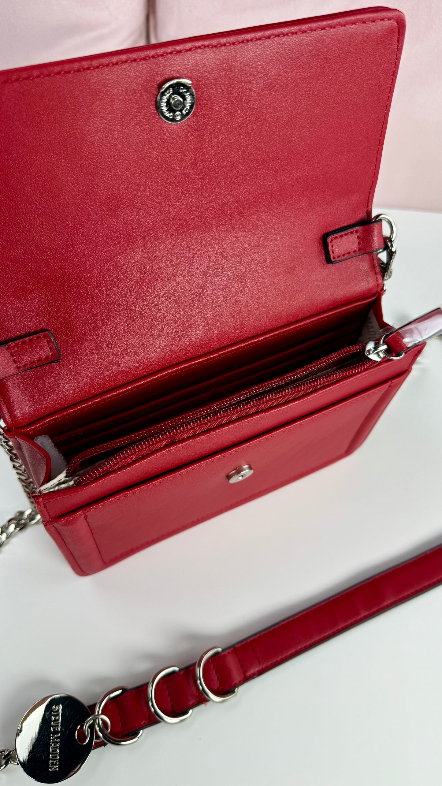 Steve Madden Crossbody - Phone Wallet Red